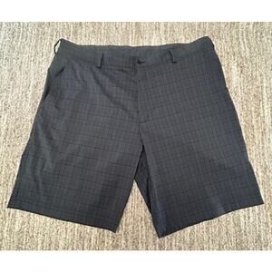 NIke Golf Dri-Fit Gray Plaid Flat Front Button Mens Stretch Shorts Size 40